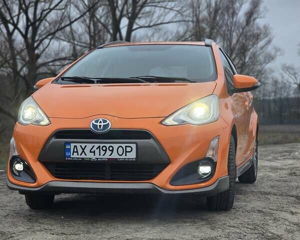 Оранжевый Тойота Aqua, объемом двигателя 1.5 л и пробегом 81 тыс. км за 11500 $, фото 9 на Automoto.ua