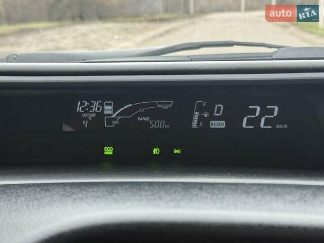 Оранжевый Тойота Aqua, объемом двигателя 1.5 л и пробегом 81 тыс. км за 11500 $, фото 30 на Automoto.ua