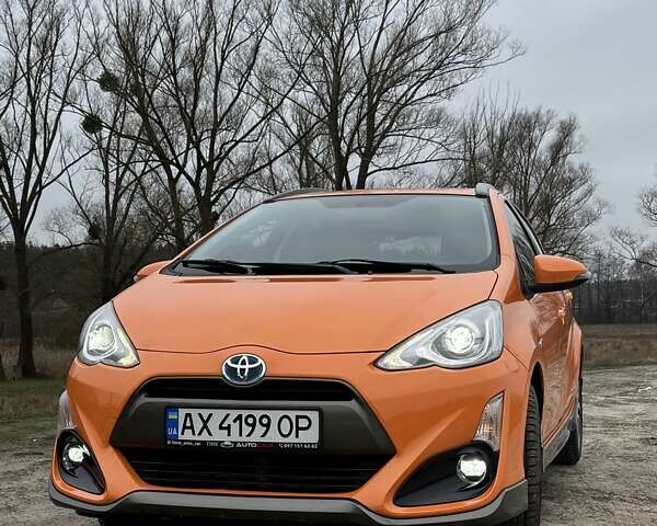 Оранжевый Тойота Aqua, объемом двигателя 1.5 л и пробегом 81 тыс. км за 11500 $, фото 7 на Automoto.ua