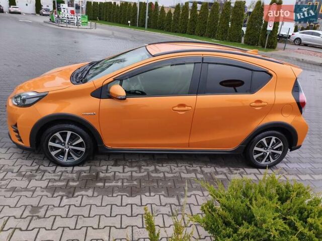 Оранжевый Тойота Aqua, объемом двигателя 1.5 л и пробегом 97 тыс. км за 13400 $, фото 9 на Automoto.ua