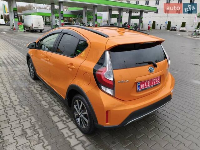 Оранжевый Тойота Aqua, объемом двигателя 1.5 л и пробегом 97 тыс. км за 13400 $, фото 7 на Automoto.ua