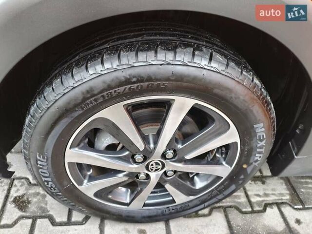 Оранжевый Тойота Aqua, объемом двигателя 1.5 л и пробегом 97 тыс. км за 13400 $, фото 32 на Automoto.ua