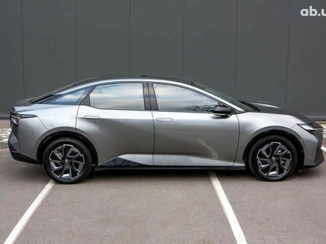 Тойота bZ, объемом двигателя 2.45 л и пробегом 1 тыс. км за 26600 $, фото 3 на Automoto.ua