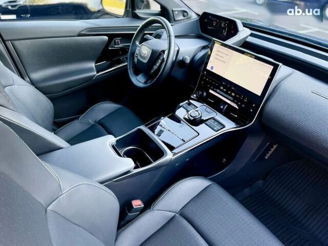Тойота bZ, объемом двигателя 2.45 л и пробегом 19 тыс. км за 28999 $, фото 20 на Automoto.ua
