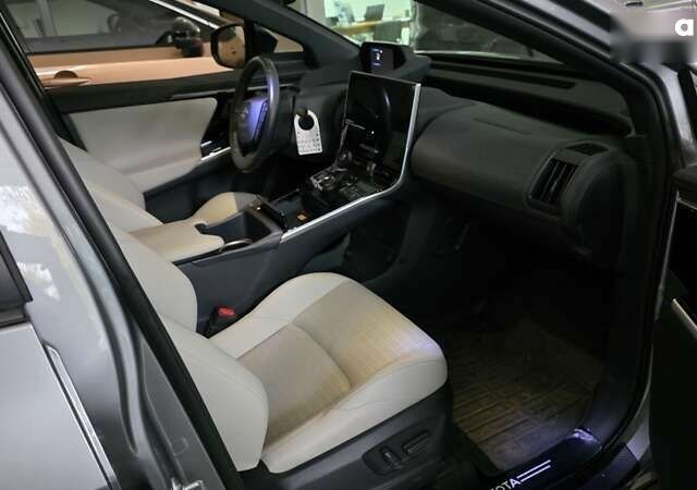 Тойота bZ, объемом двигателя 2.45 л и пробегом 9 тыс. км за 29500 $, фото 6 на Automoto.ua