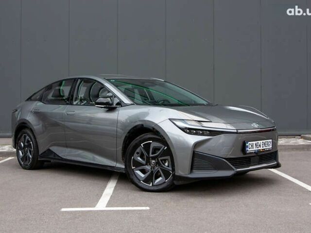 Тойота bZ, объемом двигателя 2.45 л и пробегом 1 тыс. км за 26600 $, фото 2 на Automoto.ua