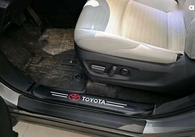 Тойота bZ, объемом двигателя 2.45 л и пробегом 9 тыс. км за 29500 $, фото 8 на Automoto.ua