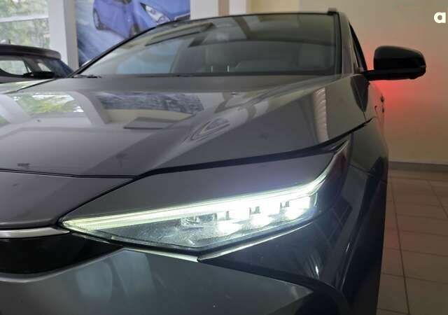 Тойота bZ, объемом двигателя 2.45 л и пробегом 9 тыс. км за 29500 $, фото 1 на Automoto.ua