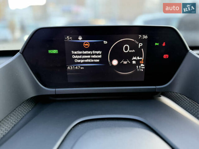 Білий Тойота bZ4X, об'ємом двигуна 0 л та пробігом 43 тис. км за 23990 $, фото 21 на Automoto.ua