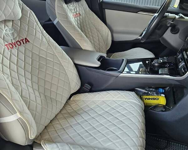 Білий Тойота bZ4X, об'ємом двигуна 0 л та пробігом 16 тис. км за 23900 $, фото 14 на Automoto.ua