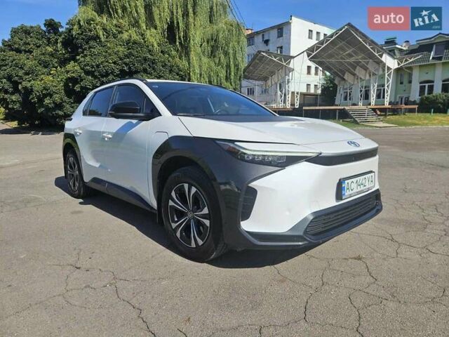 Білий Тойота bZ4X, об'ємом двигуна 0 л та пробігом 16 тис. км за 23900 $, фото 32 на Automoto.ua