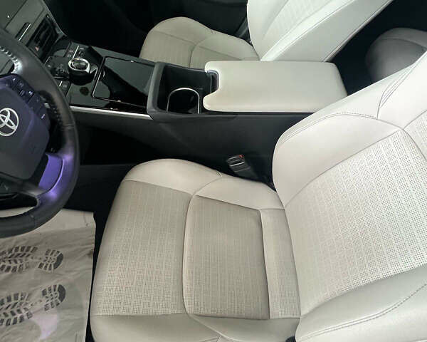 Белый Тойота bZ4X, объемом двигателя 0 л и пробегом 14 тыс. км за 26000 $, фото 11 на Automoto.ua