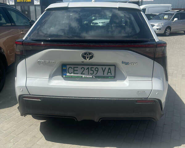 Белый Тойота bZ4X, объемом двигателя 0 л и пробегом 1 тыс. км за 26500 $, фото 5 на Automoto.ua