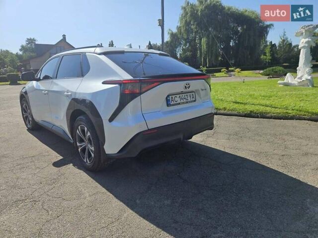 Білий Тойота bZ4X, об'ємом двигуна 0 л та пробігом 16 тис. км за 23900 $, фото 22 на Automoto.ua