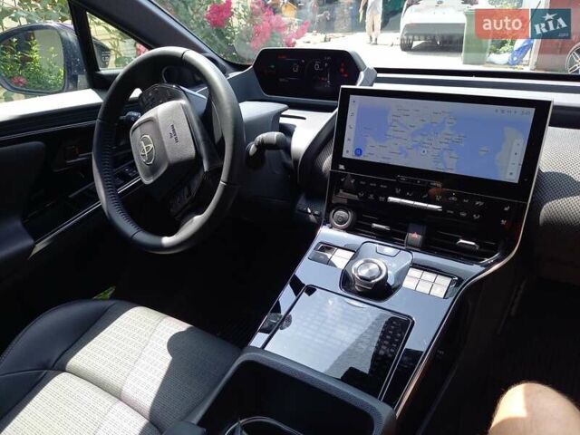 Білий Тойота bZ4X, об'ємом двигуна 0 л та пробігом 5 тис. км за 29000 $, фото 28 на Automoto.ua