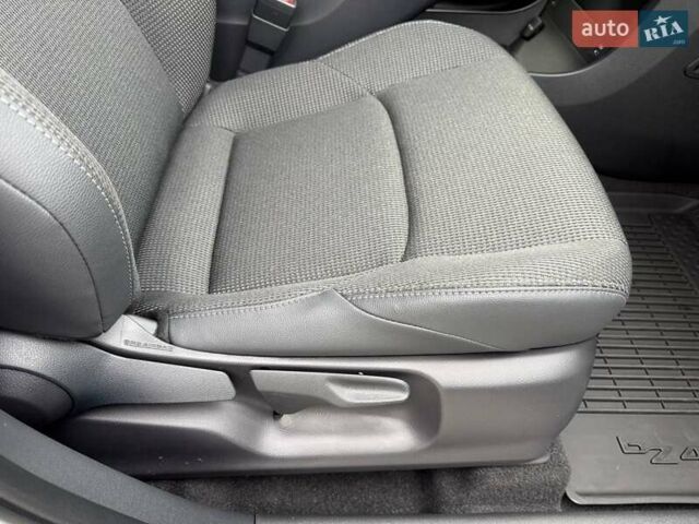 Белый Тойота bZ4X, объемом двигателя 0 л и пробегом 2 тыс. км за 27999 $, фото 87 на Automoto.ua