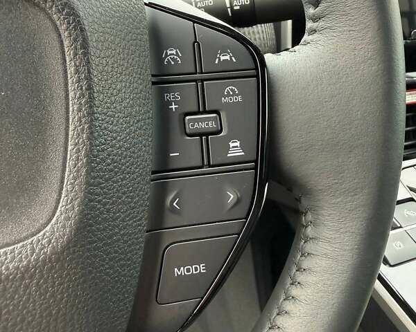 Белый Тойота bZ4X, объемом двигателя 0 л и пробегом 2 тыс. км за 27999 $, фото 136 на Automoto.ua