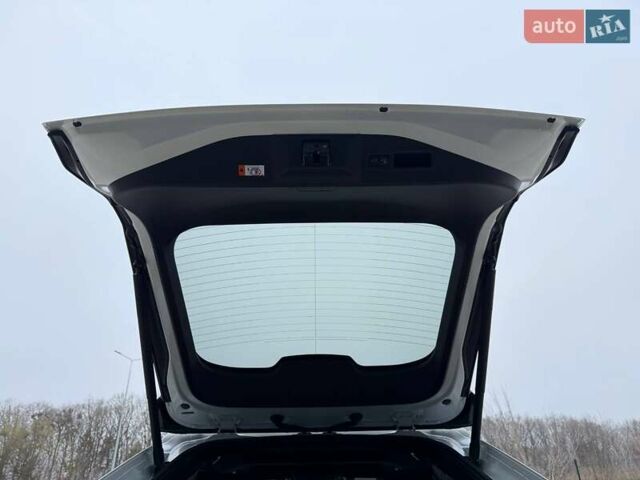 Белый Тойота bZ4X, объемом двигателя 0 л и пробегом 2 тыс. км за 27999 $, фото 64 на Automoto.ua