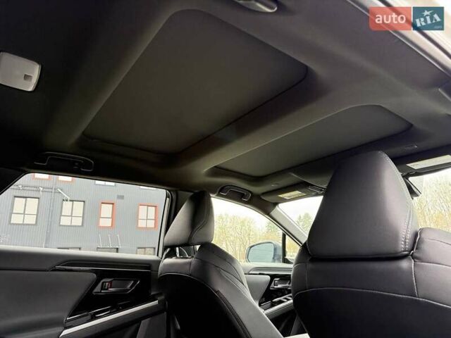 Белый Тойота bZ4X, объемом двигателя 0 л и пробегом 2 тыс. км за 27999 $, фото 80 на Automoto.ua