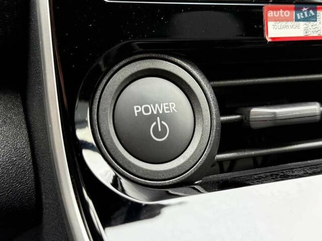 Белый Тойота bZ4X, объемом двигателя 0 л и пробегом 2 тыс. км за 27999 $, фото 138 на Automoto.ua