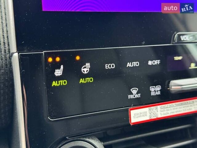 Белый Тойота bZ4X, объемом двигателя 0 л и пробегом 2 тыс. км за 27999 $, фото 141 на Automoto.ua