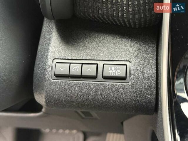 Белый Тойота bZ4X, объемом двигателя 0 л и пробегом 2 тыс. км за 27999 $, фото 146 на Automoto.ua