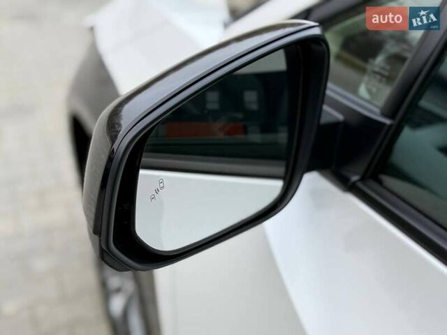 Белый Тойота bZ4X, объемом двигателя 0 л и пробегом 2 тыс. км за 27999 $, фото 37 на Automoto.ua