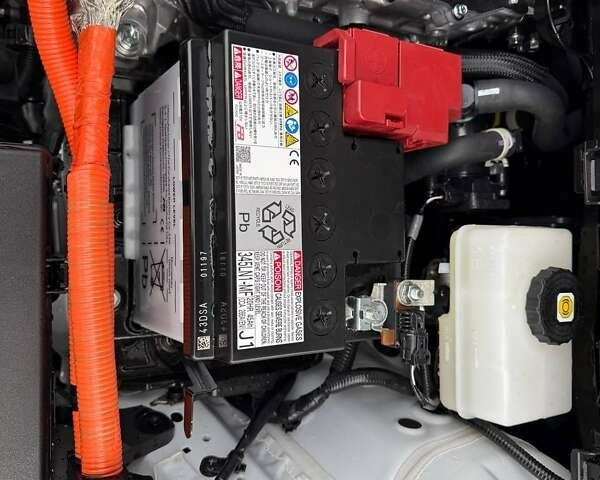 Белый Тойота bZ4X, объемом двигателя 0 л и пробегом 2 тыс. км за 27999 $, фото 56 на Automoto.ua