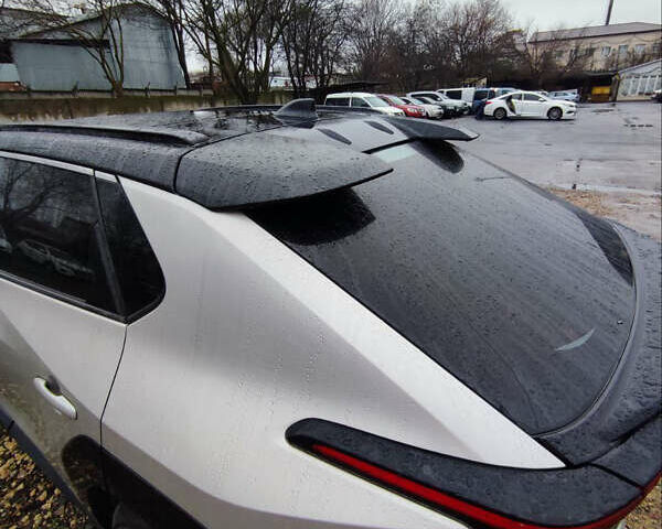 Бежевий Тойота bZ4X, об'ємом двигуна 0 л та пробігом 10 тис. км за 26999 $, фото 5 на Automoto.ua