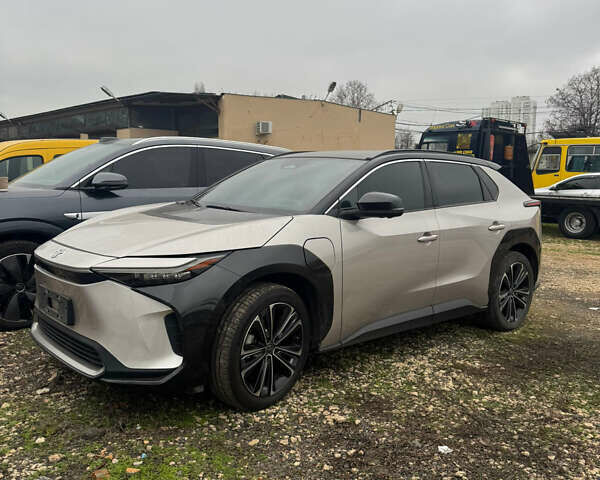 Бежевий Тойота bZ4X, об'ємом двигуна 0 л та пробігом 10 тис. км за 26999 $, фото 11 на Automoto.ua