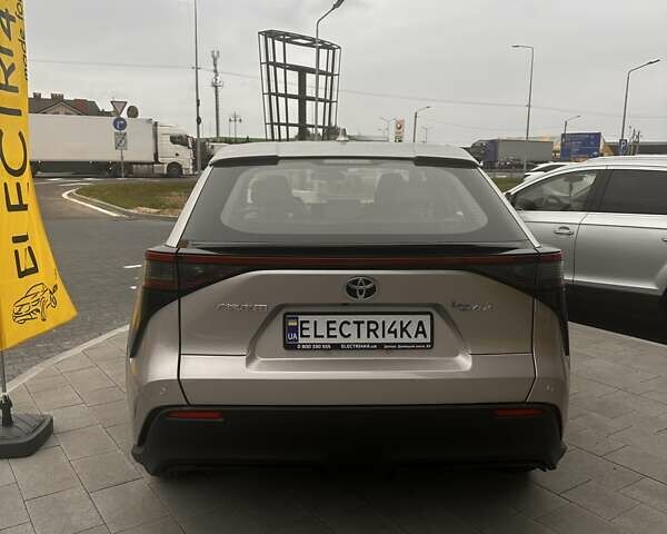 Бежевий Тойота bZ4X, об'ємом двигуна 0 л та пробігом 1 тис. км за 27500 $, фото 4 на Automoto.ua