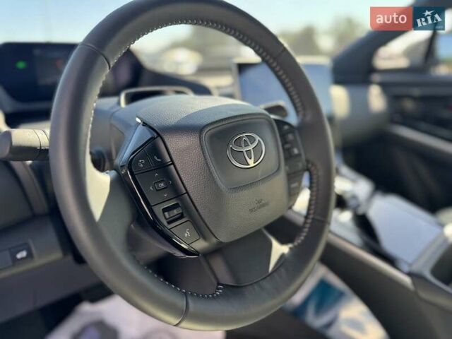 Бежевий Тойота bZ4X, об'ємом двигуна 0 л та пробігом 1 тис. км за 31500 $, фото 18 на Automoto.ua