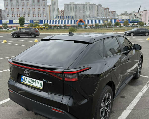 Черный Тойота bZ4X, объемом двигателя 0 л и пробегом 38 тыс. км за 22500 $, фото 6 на Automoto.ua