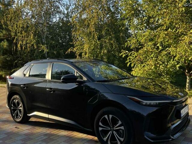 Тойота bZ4X 2022 в Кременчуге на Automoto.ua Черный Тойота bZ4X, объемом двигателя 0 л и пробегом 34 тыс. км за 28800 $, фото 3 на Automoto.ua