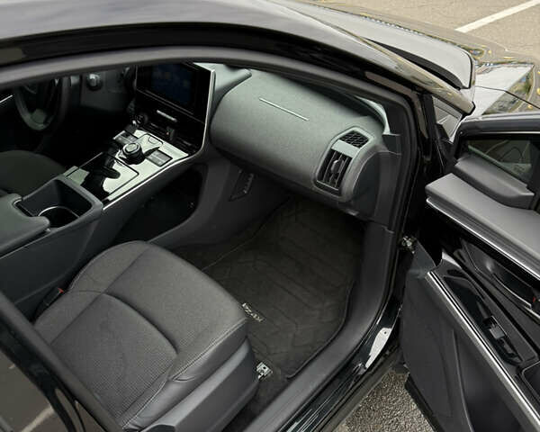 Черный Тойота bZ4X, объемом двигателя 0 л и пробегом 38 тыс. км за 22500 $, фото 15 на Automoto.ua