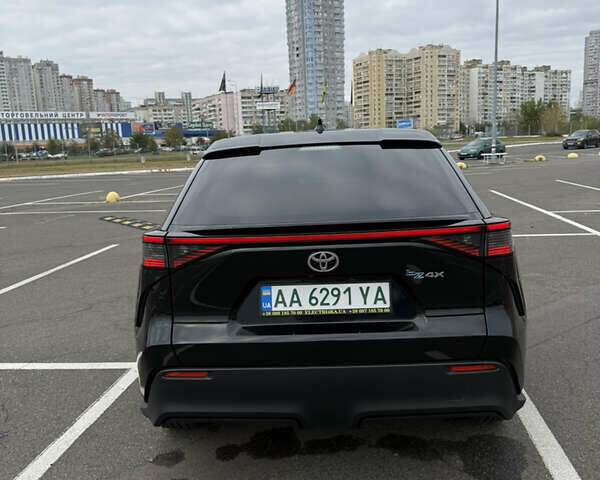 Черный Тойота bZ4X, объемом двигателя 0 л и пробегом 38 тыс. км за 22500 $, фото 5 на Automoto.ua