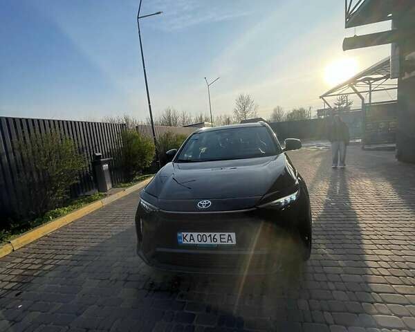 Чорний Тойота bZ4X, об'ємом двигуна 0 л та пробігом 25 тис. км за 22499 $, фото 2 на Automoto.ua