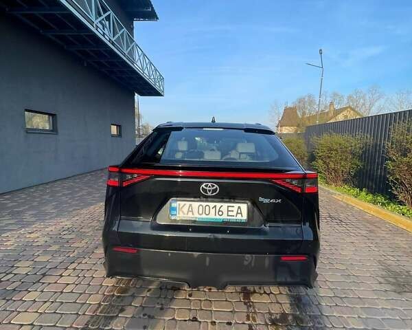 Чорний Тойота bZ4X, об'ємом двигуна 0 л та пробігом 25 тис. км за 22499 $, фото 3 на Automoto.ua