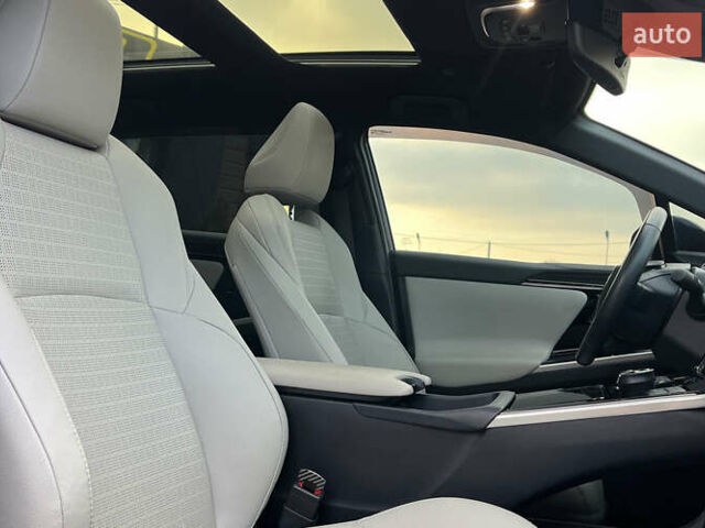 Черный Тойота bZ4X, объемом двигателя 0 л и пробегом 42 тыс. км за 24999 $, фото 25 на Automoto.ua