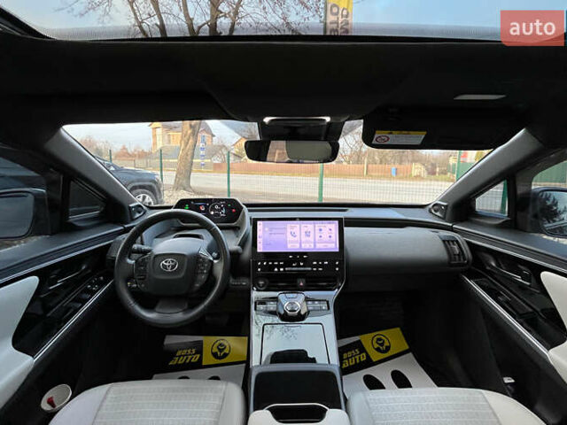 Черный Тойота bZ4X, объемом двигателя 0 л и пробегом 42 тыс. км за 24999 $, фото 9 на Automoto.ua