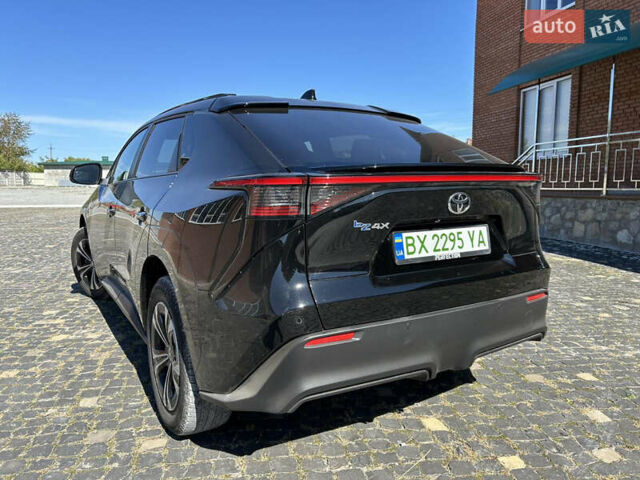 Черный Тойота bZ4X, объемом двигателя 0 л и пробегом 31 тыс. км за 26900 $, фото 3 на Automoto.ua