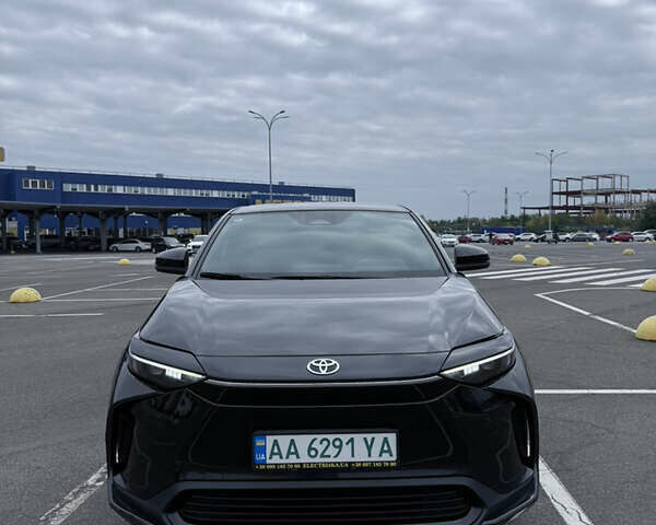 Черный Тойота bZ4X, объемом двигателя 0 л и пробегом 39 тыс. км за 21990 $, фото 1 на Automoto.ua