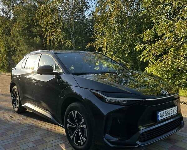 Тойота bZ4X 2022 в Кременчуге на Automoto.ua Черный Тойота bZ4X, объемом двигателя 0 л и пробегом 34 тыс. км за 28800 $, фото 6 на Automoto.ua
