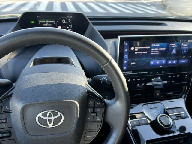 Тойота bZ4X 2022 в Кременчуге на Automoto.ua Черный Тойота bZ4X, объемом двигателя 0 л и пробегом 34 тыс. км за 28800 $, фото 5 на Automoto.ua