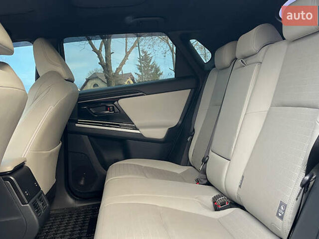 Черный Тойота bZ4X, объемом двигателя 0 л и пробегом 42 тыс. км за 24999 $, фото 23 на Automoto.ua