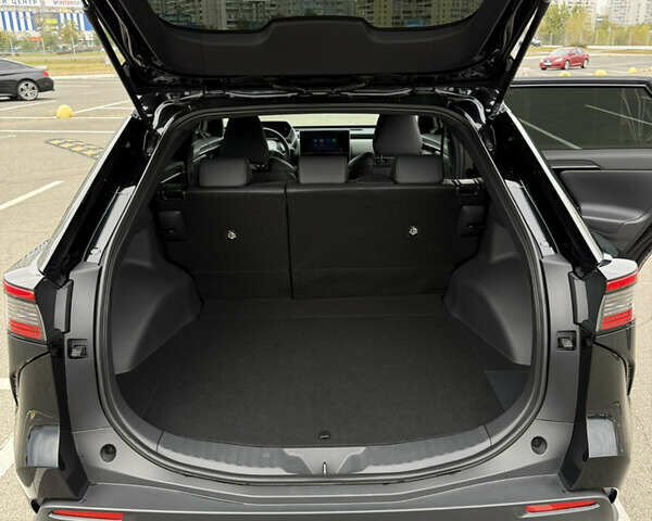 Черный Тойота bZ4X, объемом двигателя 0 л и пробегом 38 тыс. км за 22500 $, фото 21 на Automoto.ua