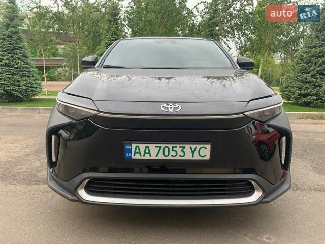 Черный Тойота bZ4X, объемом двигателя 0 л и пробегом 47 тыс. км за 27400 $, фото 2 на Automoto.ua