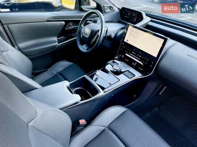 Черный Тойота bZ4X, объемом двигателя 0 л и пробегом 19 тыс. км за 28999 $, фото 20 на Automoto.ua