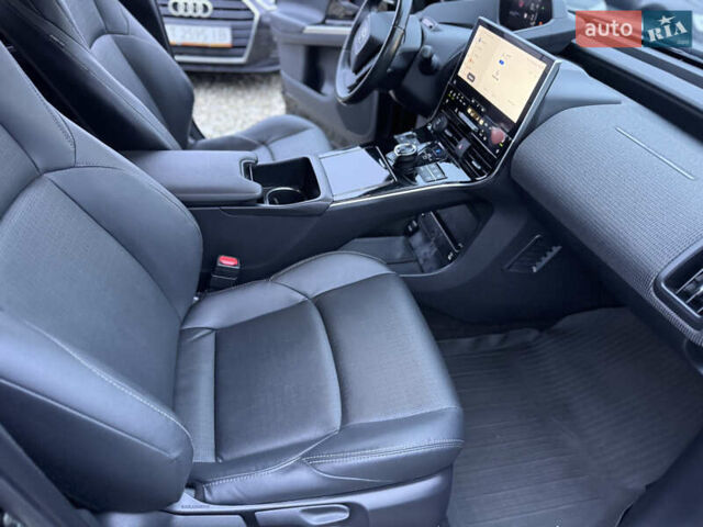 Черный Тойота bZ4X, объемом двигателя 0 л и пробегом 249 тыс. км за 24900 $, фото 50 на Automoto.ua