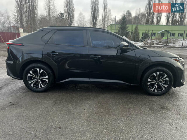 Черный Тойота bZ4X, объемом двигателя 0 л и пробегом 13 тыс. км за 23999 $, фото 10 на Automoto.ua
